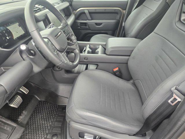 2025 Land Rover Defender P635 OCTA