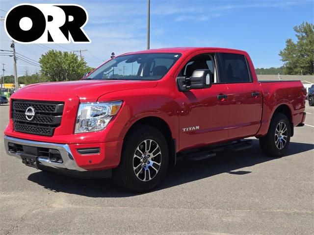 2024 Nissan TITAN Crew Cab SV 4x4 2024 Nissan TITAN Crew Cab SV 4x4
