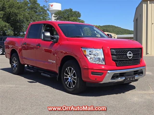 2024 Nissan TITAN Crew Cab SV 4x4 2024 Nissan TITAN Crew Cab SV 4x4