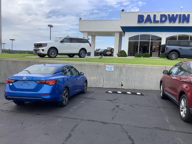 2022 Nissan Sentra SV Xtronic CVT