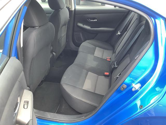 2022 Nissan Sentra SV Xtronic CVT