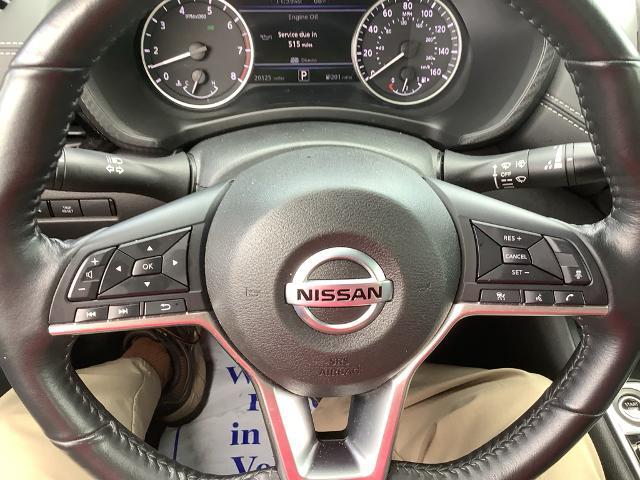 2022 Nissan Sentra SV Xtronic CVT