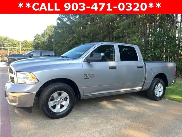 2023 RAM 1500 Classic SLT Crew Cab 4x2 57 Box 2023 RAM 1500 Classic SLT Crew Cab 4x2 57 Box