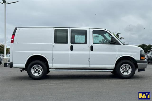 2023 GMC Savana Cargo RWD 2500 Regular Wheelbase Work Van