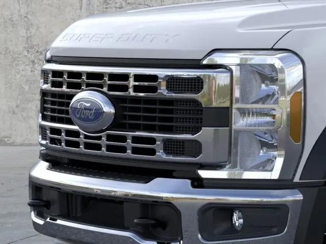 2025 Ford 600 XL