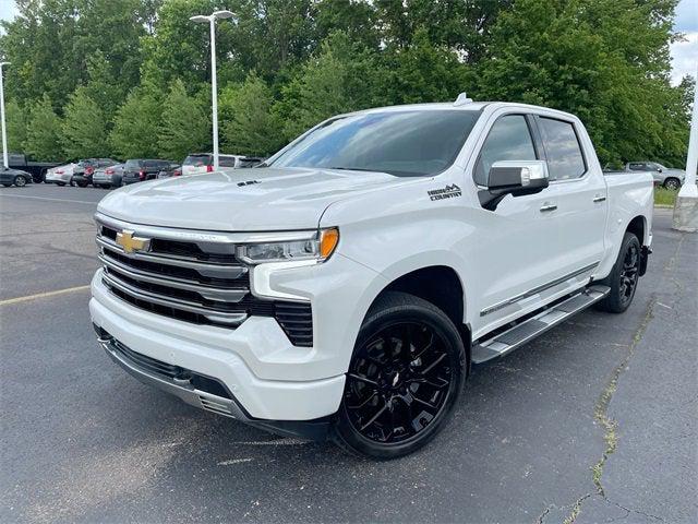 2023 Chevrolet Silverado 1500 4WD Crew Cab Short Bed High Country