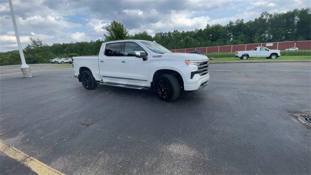 2023 Chevrolet Silverado 1500 4WD Crew Cab Short Bed High Country