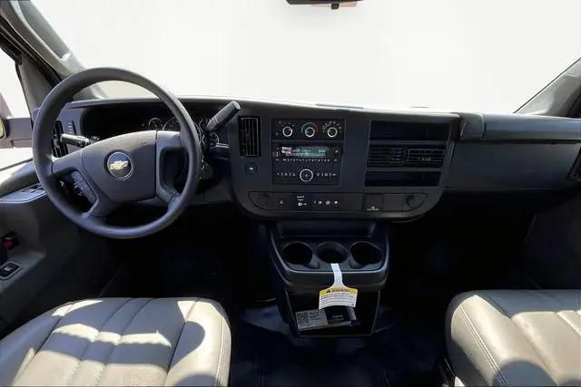 2025 Chevrolet Express Cargo Van RWD 3500 Regular Wheelbase WT