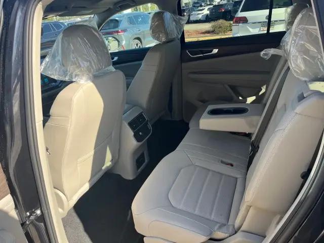 2026 Volkswagen Atlas SEL