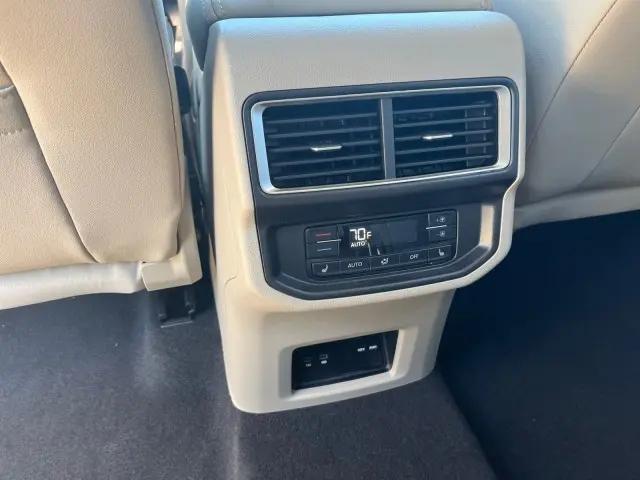 2026 Volkswagen Atlas SEL