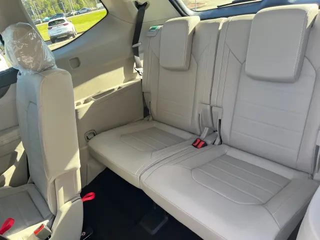 2026 Volkswagen Atlas SEL