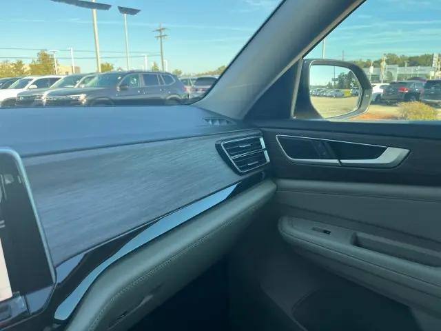 2026 Volkswagen Atlas SEL
