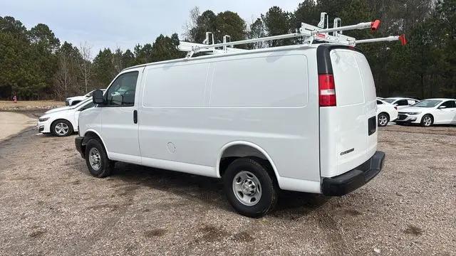 2025 Chevrolet Express Cargo Van RWD 2500 Regular Wheelbase WT