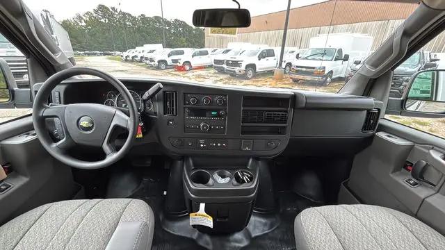 2025 Chevrolet Express Cargo Van RWD 2500 Regular Wheelbase WT