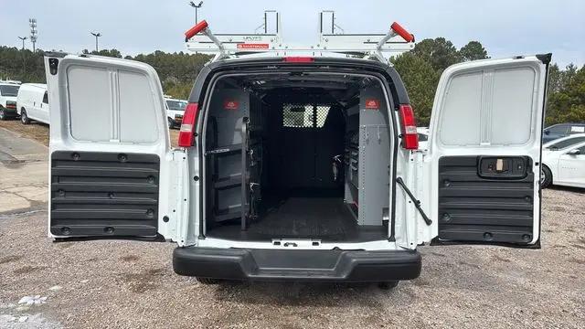 2025 Chevrolet Express Cargo Van RWD 2500 Regular Wheelbase WT