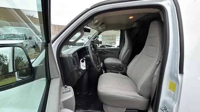 2025 Chevrolet Express Cargo Van RWD 2500 Regular Wheelbase WT