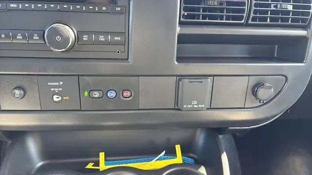 2025 Chevrolet Express Cargo Van RWD 2500 Regular Wheelbase WT