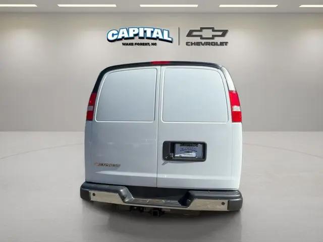 2025 Chevrolet Express Cargo Van RWD 2500 Regular Wheelbase WT