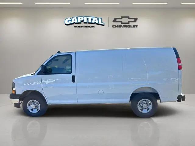 2025 Chevrolet Express Cargo Van RWD 2500 Regular Wheelbase WT
