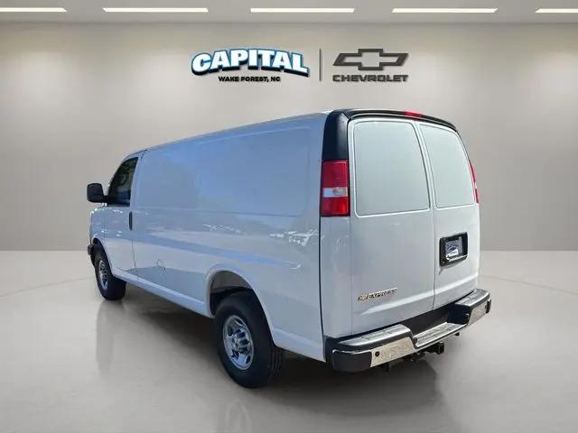 2025 Chevrolet Express Cargo Van RWD 2500 Regular Wheelbase WT