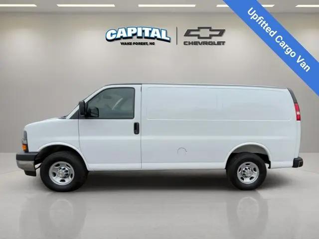 2025 Chevrolet Express Cargo Van RWD 2500 Regular Wheelbase WT