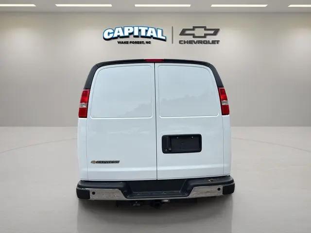 2025 Chevrolet Express Cargo Van RWD 2500 Regular Wheelbase WT