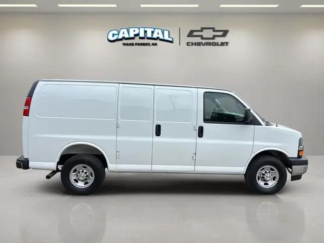 2025 Chevrolet Express Cargo Van RWD 2500 Regular Wheelbase WT