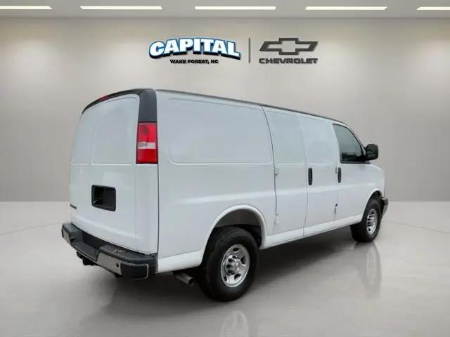 2025 Chevrolet Express Cargo Van RWD 2500 Regular Wheelbase WT