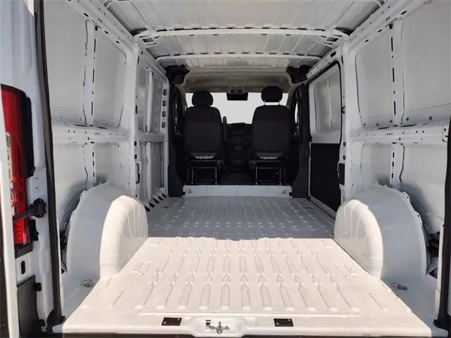 2026 Ram ProMaster Cargo Van Tradesman Low Roof 136" WB w/Pass Seat