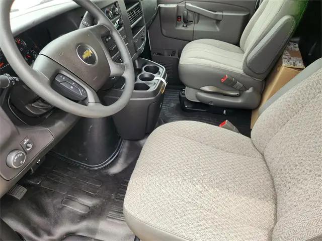 2025 Chevrolet Express Cargo Van RWD 2500 Extended Wheelbase WT