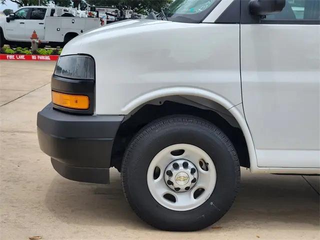 2025 Chevrolet Express Cargo Van RWD 2500 Extended Wheelbase WT