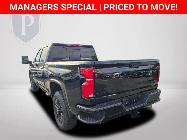 2026 Chevrolet Silverado 2500HD Crew Cab, Standard Bed, High Country, 4WD