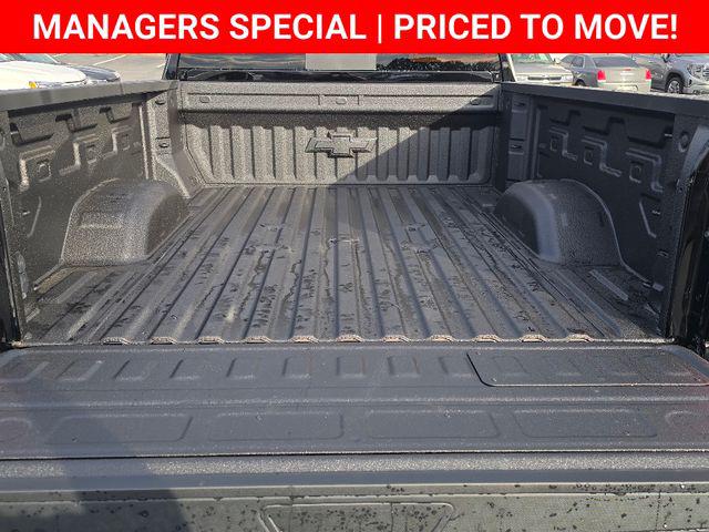 2026 Chevrolet Silverado 2500HD Crew Cab, Standard Bed, High Country, 4WD