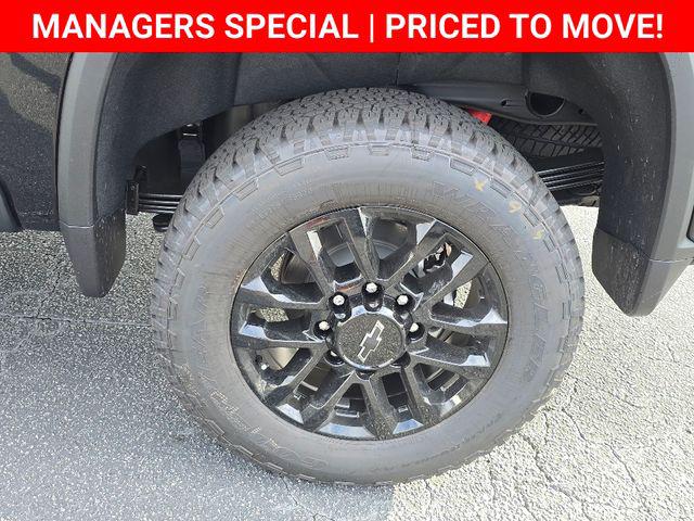 2026 Chevrolet Silverado 2500HD Crew Cab, Standard Bed, High Country, 4WD