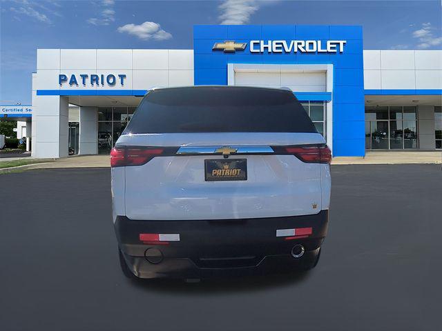 2023 Chevrolet Traverse FWD LT Cloth