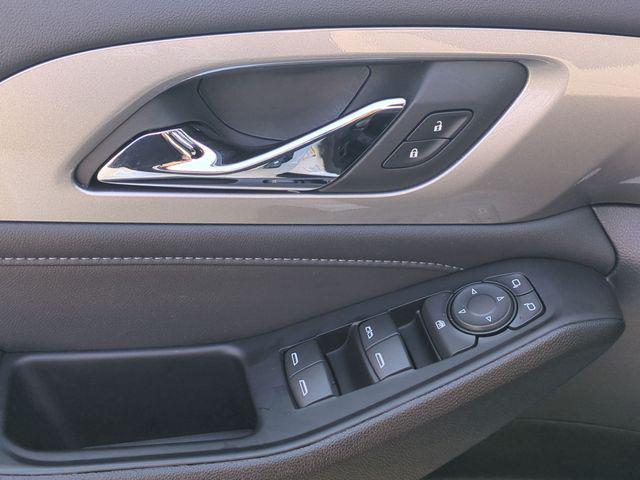 2023 Chevrolet Traverse FWD LT Cloth