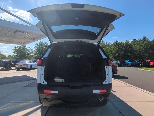 2023 Chevrolet Traverse FWD LT Cloth