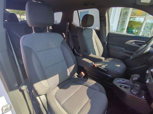 2023 Chevrolet Traverse FWD LT Cloth