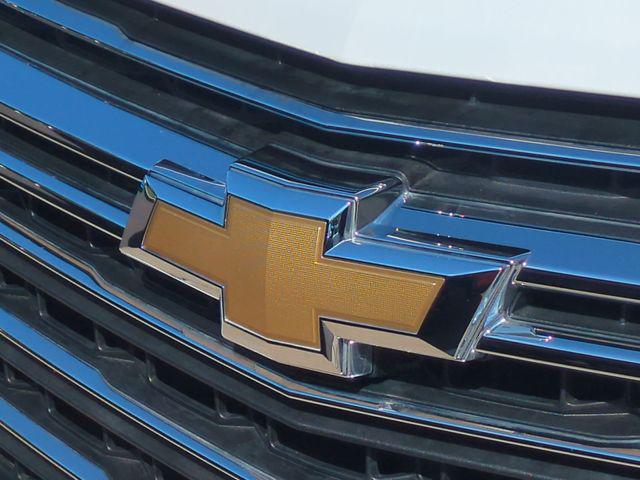 2023 Chevrolet Traverse FWD LT Cloth