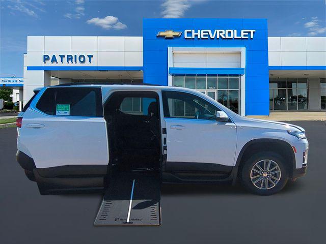 2023 Chevrolet Traverse FWD LT Cloth