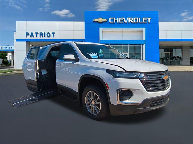 2023 Chevrolet Traverse FWD LT Cloth