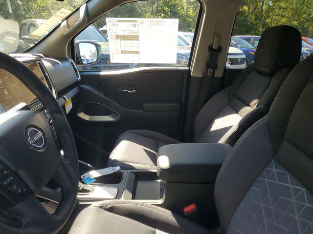 2026 Nissan Frontier Crew Cab SV 4x2