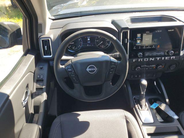 2026 Nissan Frontier Crew Cab SV 4x2