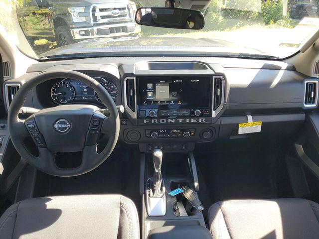 2026 Nissan Frontier Crew Cab SV 4x2