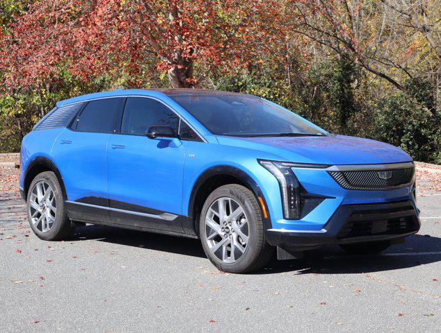 2025 Cadillac iQ Luxury 1 AWD