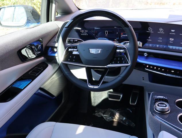 2025 Cadillac iQ Luxury 1 AWD
