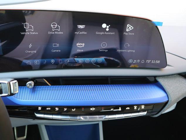 2025 Cadillac iQ Luxury 1 AWD