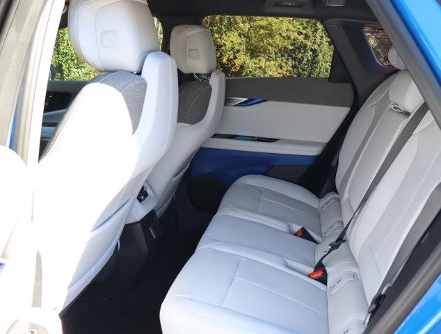 2025 Cadillac iQ Luxury 1 AWD