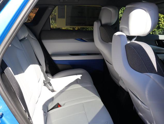 2025 Cadillac iQ Luxury 1 AWD