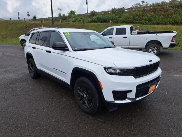2022 Jeep Grand Cherokee L Laredo 4x4
